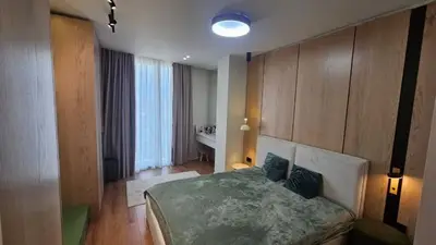 Apartament 1+1 me qera në Rruga Fortuzi, Tiranë, 72 m². Foto 4 nga 5