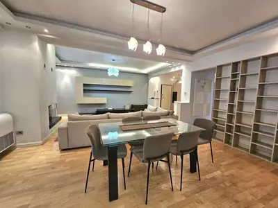 Apartament 2+1 në shitje në Rruga Him Kolli, Tiranë, 120 m². Foto 2 nga 10