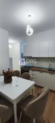 Apartament 1+1 me qera në Rruga e Kavajës, Tiranë, 85 m². Foto 1 nga 9