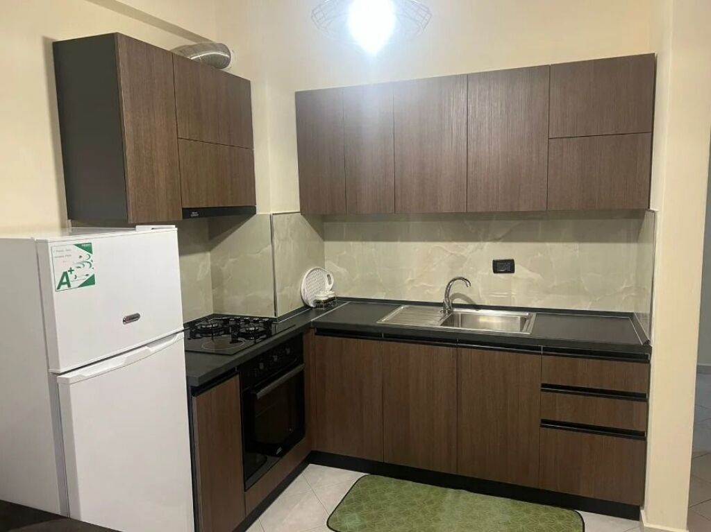 Appartamento 1+1 in affitto ad Astir, Tirana, 60 m². Foto 3 di 3