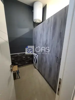 Apartament 1+1 me qera në Liqeni i Thatë, Tiranë, 91 m². Foto 3 nga 5