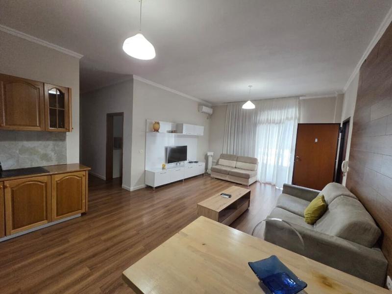 Apartment 1+1 for rent in Bulevardi Zogu I, Tirana, 75 m²
