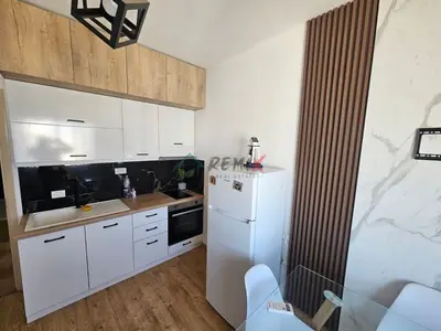 Apartament 1+1 në shitje në Plazh, Durrës, 52 m². Foto 4 nga 12