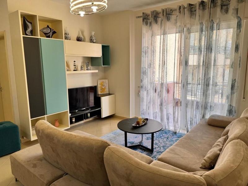 Apartament 2+1 në shitje në Rruga Butrinti, Sarandë, 92 m². Foto 1 nga 8