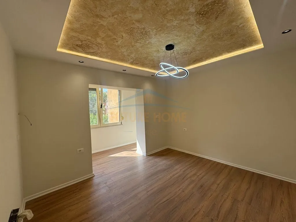 Apartament 1+1 në shitje në Rruga Asim Vokshi, Tiranë, 46 m². Foto 1 nga 10