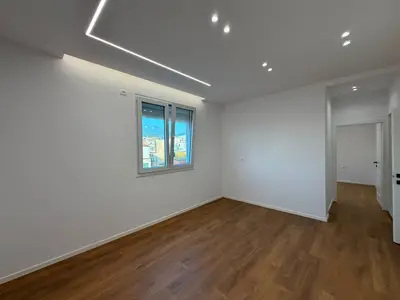 Apartament 2+1 në shitje në Shkolla e Kuqe, Tiranë, 64 m². Foto 4 nga 9