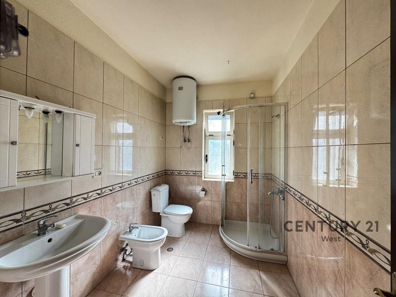 Vilë me qera në Kodra e Priftit, Tiranë, 520 m². Foto 12 nga 12