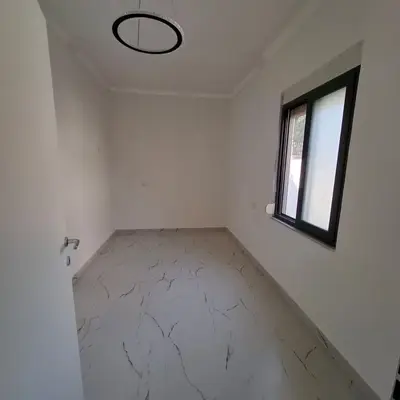 Shtëpi private në shitje në Shkolla Hajdar Dushi, Durrës, 470 m². Foto 2 nga 7