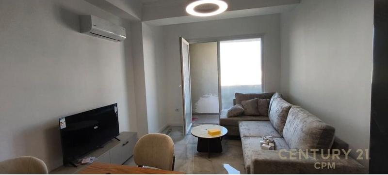 Appartamento 1+1 in affitto a Kompleksi Golden Park, Tirana, 62 m²