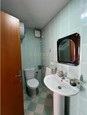 Apartament 2+1 në shitje në Rruga e Barrikadave, Tiranë, 109 m². Foto 12 nga 12