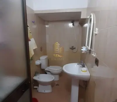 Apartament 1+1 me qera në Rruga Kongresi I Manastirit, Tiranë, 60 m². Foto 8 nga 9