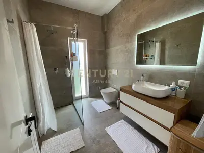Villa for sale in Plazh, Durrës, 342 m². Photo 3 of 8