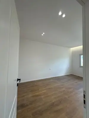 Apartament 1+1 në shitje në Rruga Bardhyl, Tiranë, 61 m². Foto 4 nga 6