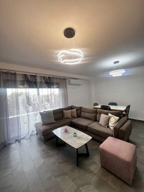 Apartment 1+1 for rent in Rruga Pavaresia, Durrës, 80 m²