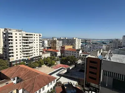 Appartamento 2+1 in affitto a Durazzo, 105 m². Foto 2 di 12