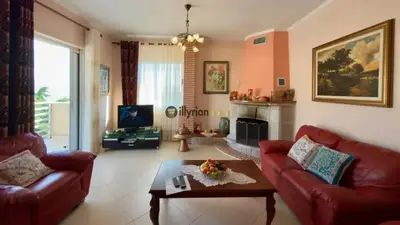 Apartament 3+1 me qera në Bulevardi Europa, Pogradec, 180 m². Foto 7 nga 11