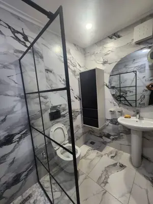 Apartament 1+1 me qera në Rruga Haxhi Hysen Dalliu, Tiranë, 68 m². Foto 3 nga 7