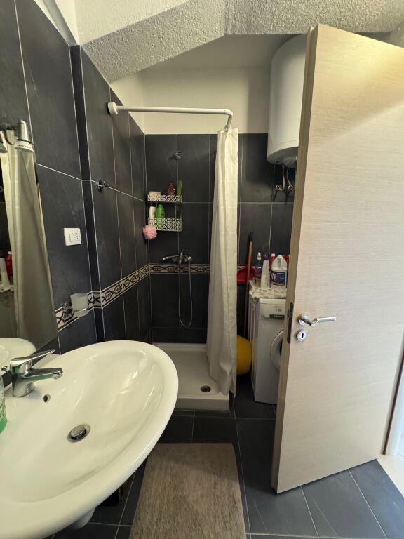 Apartament 2+1 me qera në Plazh, Durrës, 100 m². Foto 9 nga 11
