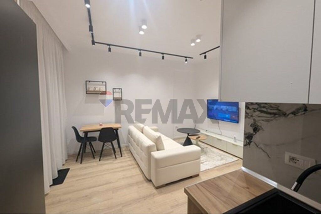 Apartment for sale in Kopshti Botanik, Tirana, 56 m². Photo 1 of 3
