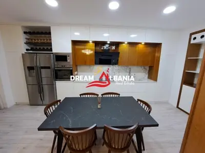 Appartamento 2+1 in affitto a Panorama apartment, Tirana, 115 m². Foto 4 di 12