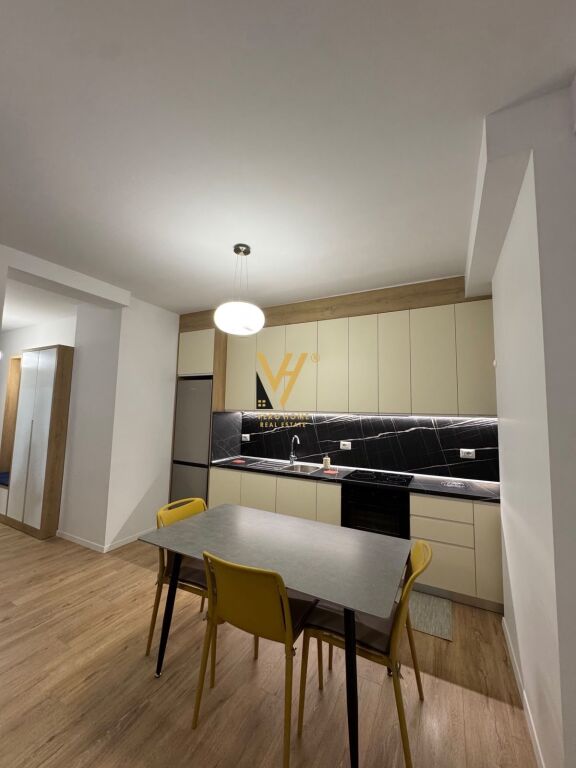 Apartament 1+1 me qera në 21 Dhjetori, Tiranë, 70 m². Foto 2 nga 3
