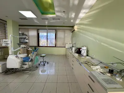 Ambient biznesi me qera në Sauk i Ri, Tiranë, 135 m². Foto 3 nga 6