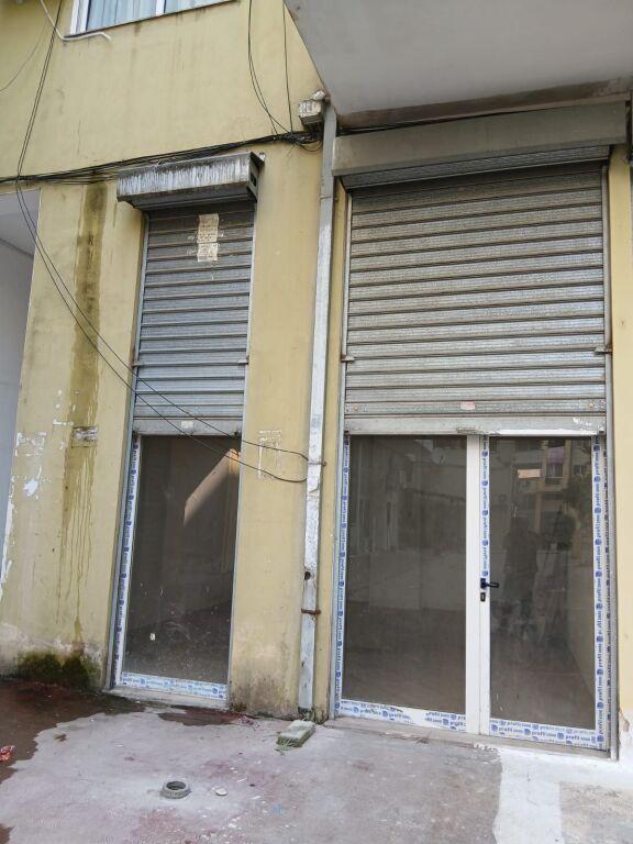 Dyqan me qera në Rruga Thoma Koxhaj, Tiranë, 30 m². Foto 2 nga 4