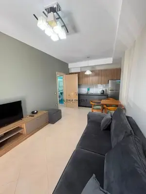 Apartament 1+1 në shitje në Rruga Sali Vranishti, Vlorë, 64 m². Foto 2 nga 9