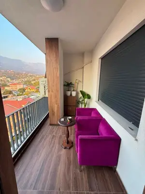 Apartament 2+1 me qera në Rrethrrotullimi i Shkozës, Tiranë, 100 m². Foto 11 nga 12