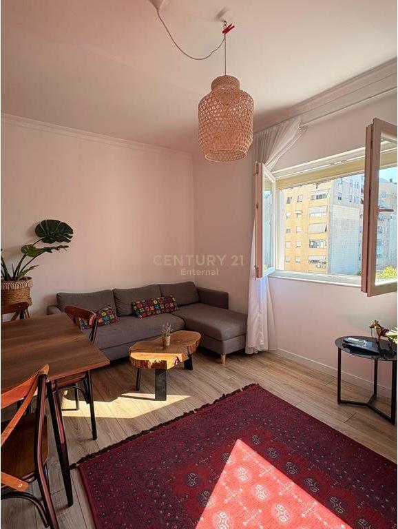 Apartament 2+1 në shitje në Sheshi Uillson, Tiranë, 80 m². Foto 4 nga 4