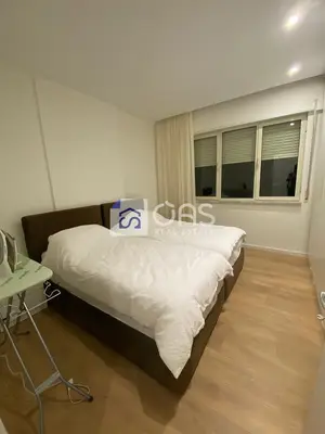 Apartament 3+1 me qera në Liqeni i Thatë, Tiranë, 132 m². Foto 3 nga 12