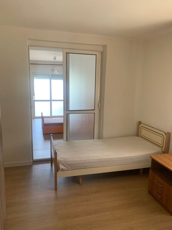 Appartamento 2+1 in affitto a Rruga Fortuzi, Tirana, 70 m². Foto 1 di 3