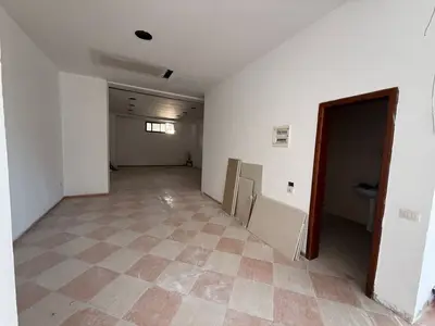Commercial space for rent in Ministria e Jashtme, Tirana, 300 m². Photo 8 of 9