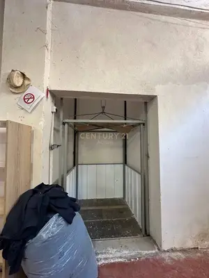 Tokë në shitje në Kombinat, Tiranë, 300 m². Foto 9 nga 10