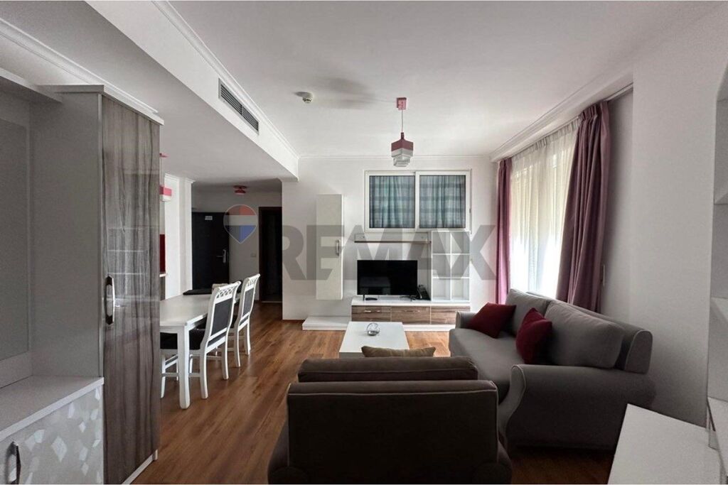 Apartment for sale in Farkë, Tirana, 94 m². Photo 2 of 3