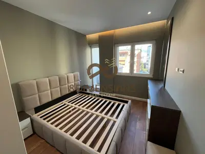 Apartament 1+1 në shitje në Rruga Mine Peza, Tiranë, 57 m². Foto 4 nga 9