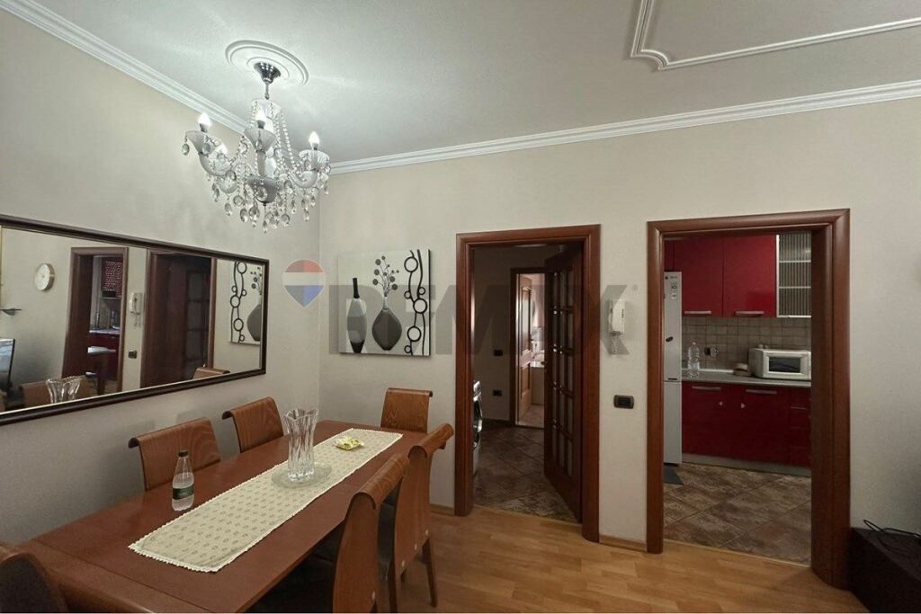 Appartamento in affitto a Blloku, Tirana, 105 m². Foto 3 di 3