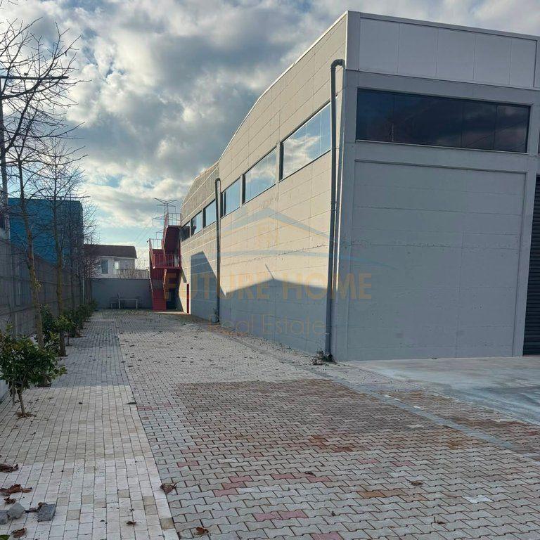 Magazinë me qera në Bubq, Durrës, 2 000 m²