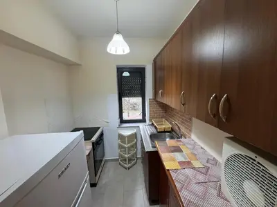 Appartamento 1+1 in affitto a Rruga e Dibrës, Tirana, 70 m². Foto 2 di 6