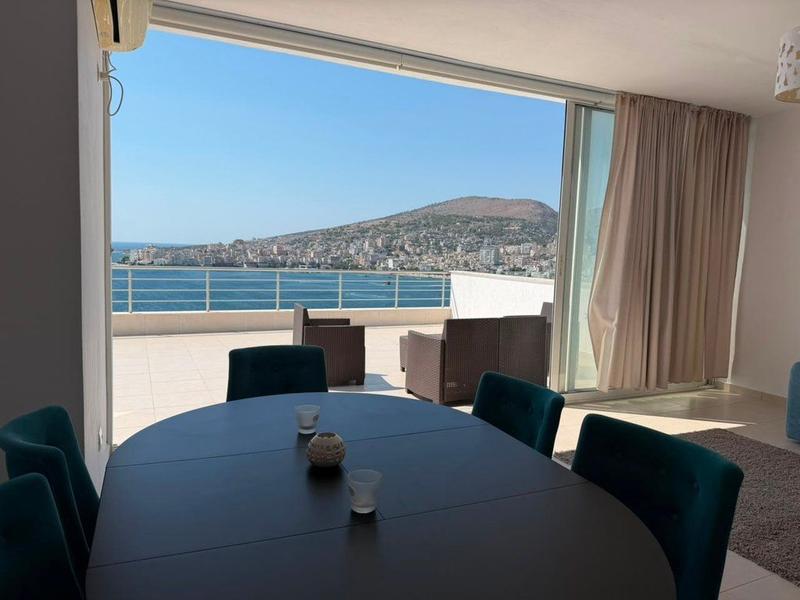 Attico in vendita a Rruga Butrinti, Saranda, 228 m²