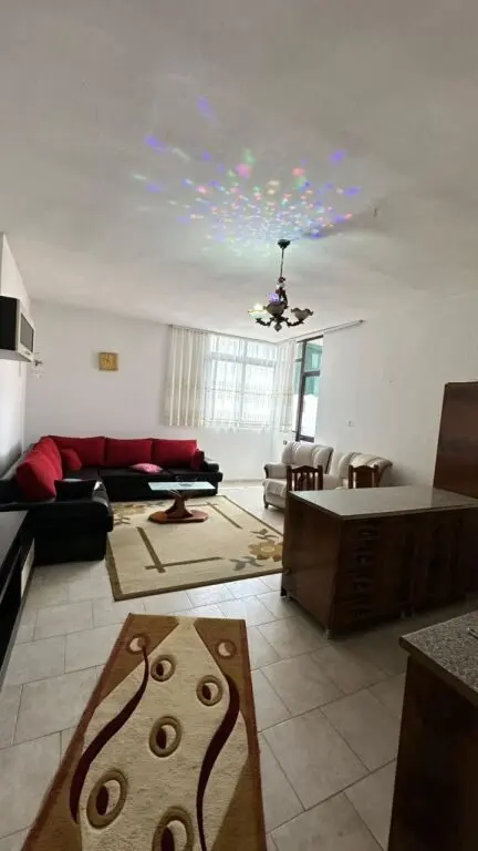 Appartamento 1+1 in affitto a Rruga Edit Durham, Durazzo, 80 m²