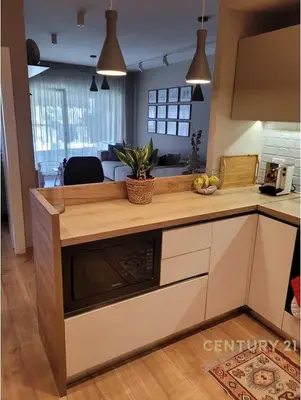 Apartament 2+1 me qera në Rruga Frosina Plaku, Tiranë, 92 m². Foto 2 nga 8