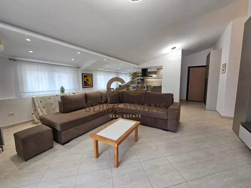 Appartamento 2+1 in affitto a Fresku, Tirana, 110 m²