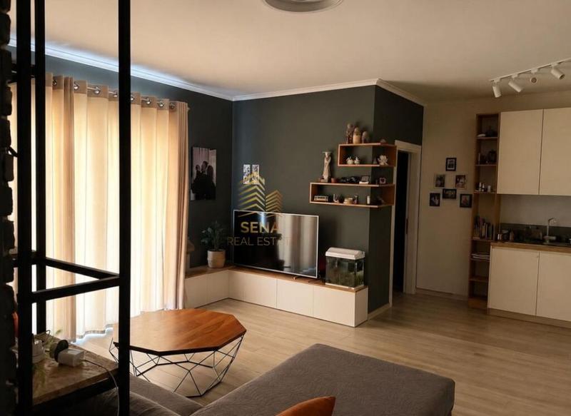 Apartament 2+1 në shitje në Rruga Studenti, Tiranë, 100 m². Foto 3 nga 7