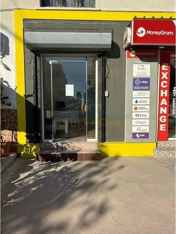 Commercial space for rent in Stacioni i Parë, Durrës, 14 m². Photo 1 of 4