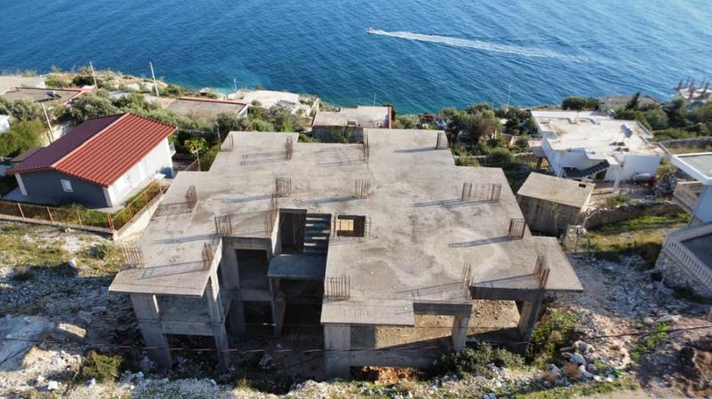 Tokë në shitje në Ruga mitat hoxha, Sarandë, 380 m²