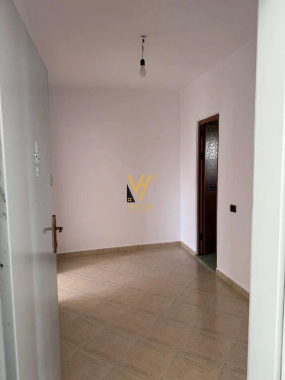 Appartamento 1+1 in affitto ad Ali Demi, Tirana, 63 m². Foto 3 di 3