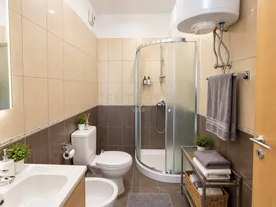 Apartment 2+1 for rent in Currila, Durrës, 83 m². Photo 12 of 12