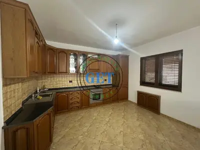 Shtëpi private në shitje në Kryqi i Kuq, Durrës, 352 m². Foto 7 nga 12