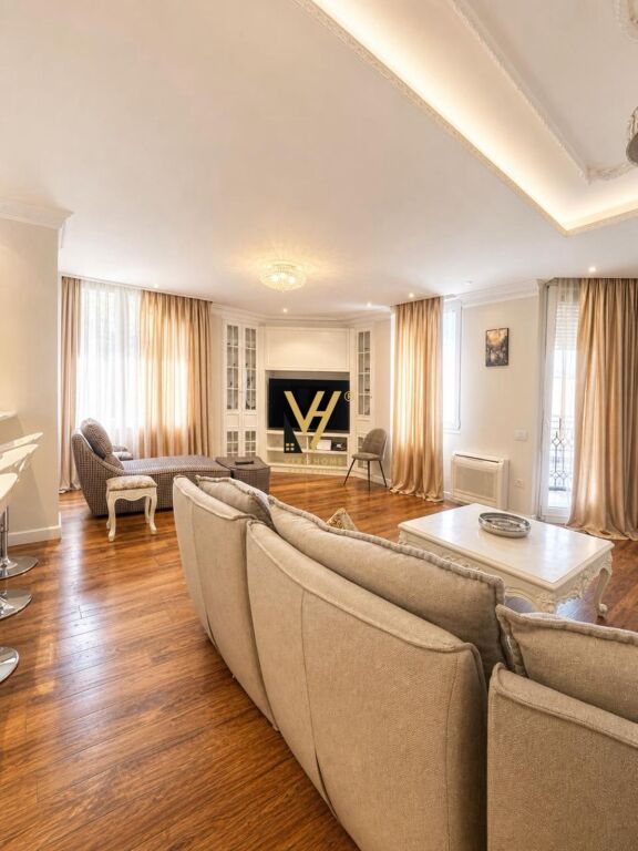 Apartament 2+1 në shitje në Rruga e Kavajës, Tiranë, 150 m²